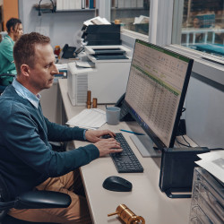 HP Elite Mini 600 G9 i513500T 8/256 W11P