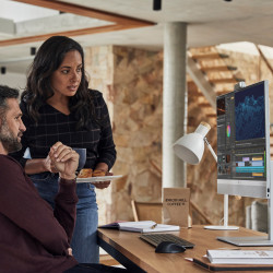 HP EliteOne 870 G9 All-in-One Touchscreen PC