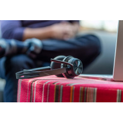 POLY Micro-casque Voyager Focus 2 USB-A Certifié Microsoft Teams