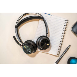POLY Micro-casque Voyager Focus 2 USB-C avec base de chargement