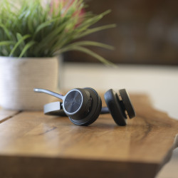 Poly Micro-casque Voyager 4320 USB-C + dongle BT700 + base de chargement