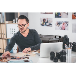 HP Designjet Imprimante Z9+dr PostScript de 44 pouces avec coupe-bordures verticales