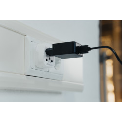 Verbatim WTEU-02 adaptateur prise d'alimentation Type F Universel Blanc