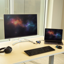 StarTech.com Adaptateur multifonction USB-C vers VGA avec port USB-A et Power Delivery