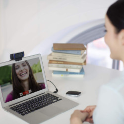Logitech 960-001055 webcam 3 MP 1920 x 1080 pixels USB 2.0 Noir