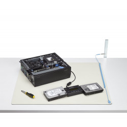 StarTech.com Tapis Antistatique ESD - Tapis de Bureau ESD Universel - Sous-couche pour Réparation d'Appareils Électroniques -