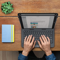 Logitech Universal Folio avec clavier intégré pour les tablettes Apple, Android et Windows 9 à 10 pouces