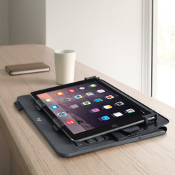 Logitech Universal Folio avec clavier intégré pour les tablettes Apple, Android et Windows 9 à 10 pouces