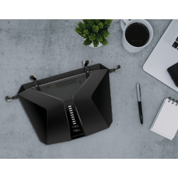 NETGEAR Nighthawk AX5400 routeur sans fil Gigabit Ethernet Bi-bande (2,4 GHz / 5 GHz) Noir