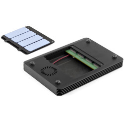 StarTech.com Boîtier SSD M.2 NVMe Thunderbolt 3 à 4 Baies - Boîtier Disque Dur Externe 1 DisplayPort vidéo et 2 Ports TB3 D